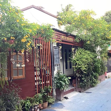 Nest Hostel Lipe エクステリア 写真