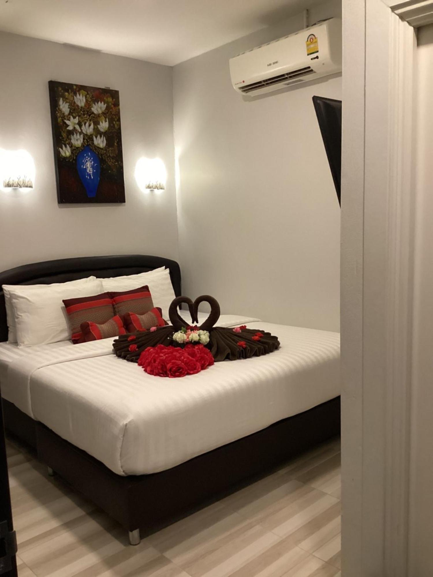 Nest Hostel Lipe エクステリア 写真
