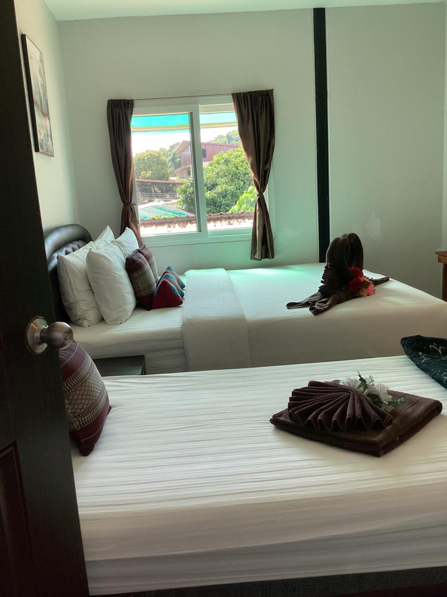 Nest Hostel Lipe エクステリア 写真